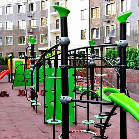 Большая Двухкомнатная Квартира В Центре Аркадии! Odesa Exterior foto